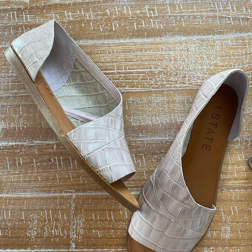 1.STATE Blush and Brown Flats for Casual Comfort